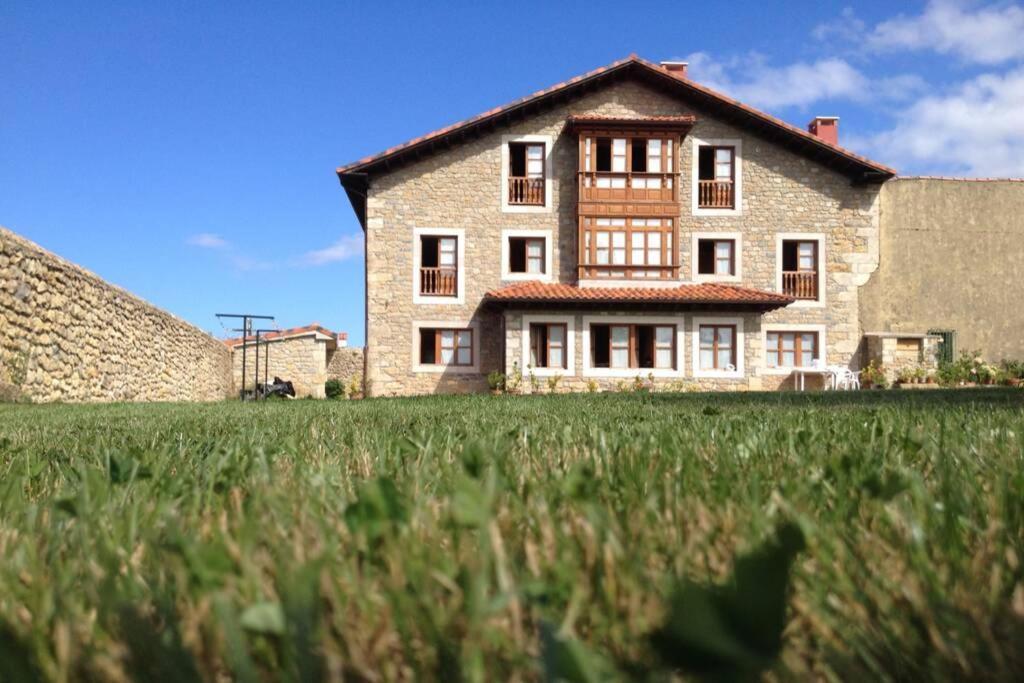 Vila La Casona De La Bisa Colombres Exteriér fotografie