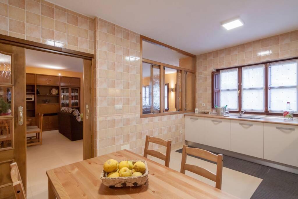 Vila La Casona De La Bisa Colombres Exteriér fotografie