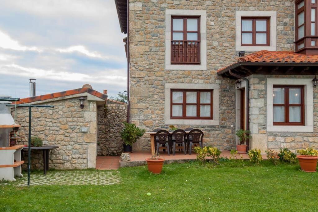 Vila La Casona De La Bisa Colombres Exteriér fotografie